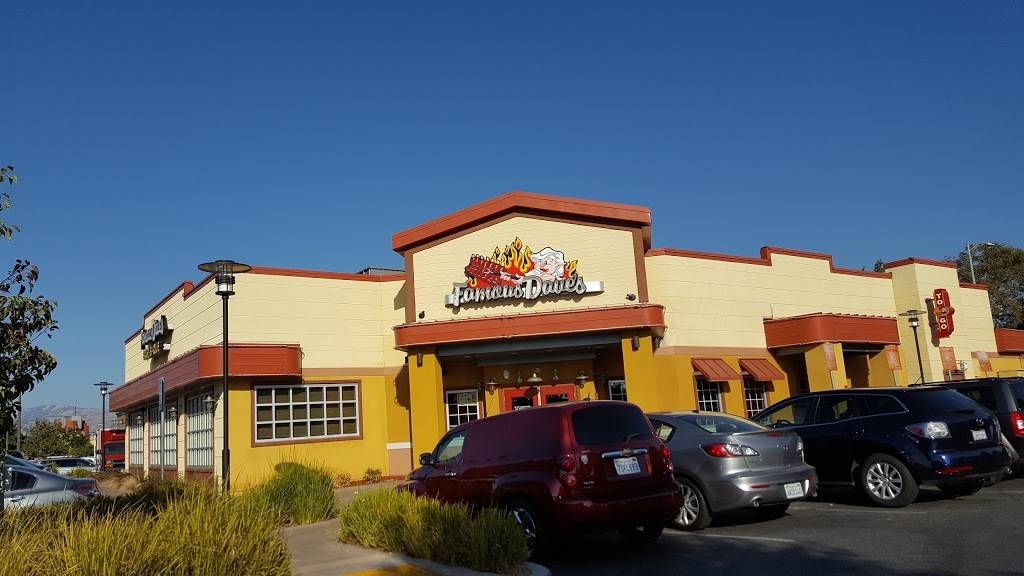 Famous Daves Bar-B-Que | restaurant | 61 Curtner Ave, San Jose, CA 95125, USA | 4082927444 OR +1 408-292-7444