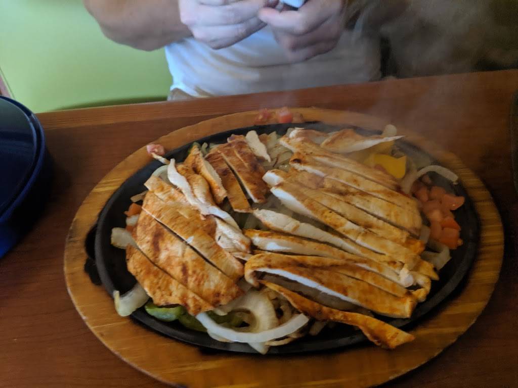 El Mariachi | restaurant | 207 Main St, Wareham, MA 02571, USA | 7746784550 OR +1 774-678-4550