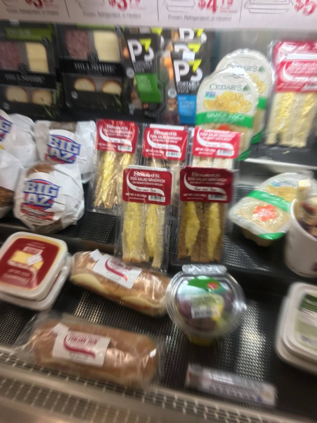 Stewarts Shops | cafe | 124 W Main St, Waterville, NY 13480, USA | 3158418386 OR +1 315-841-8386