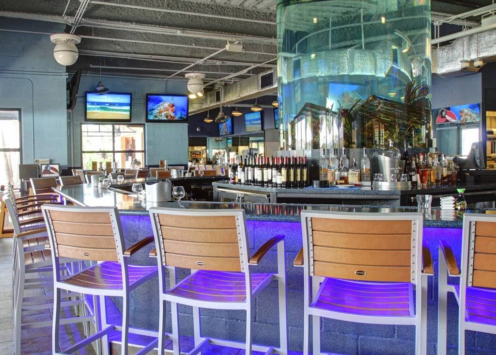 Dive Bar Restaurant | restaurant | 318 South, US-1, Jupiter, FL 33477, USA | 5617474767 OR +1 561-747-4767