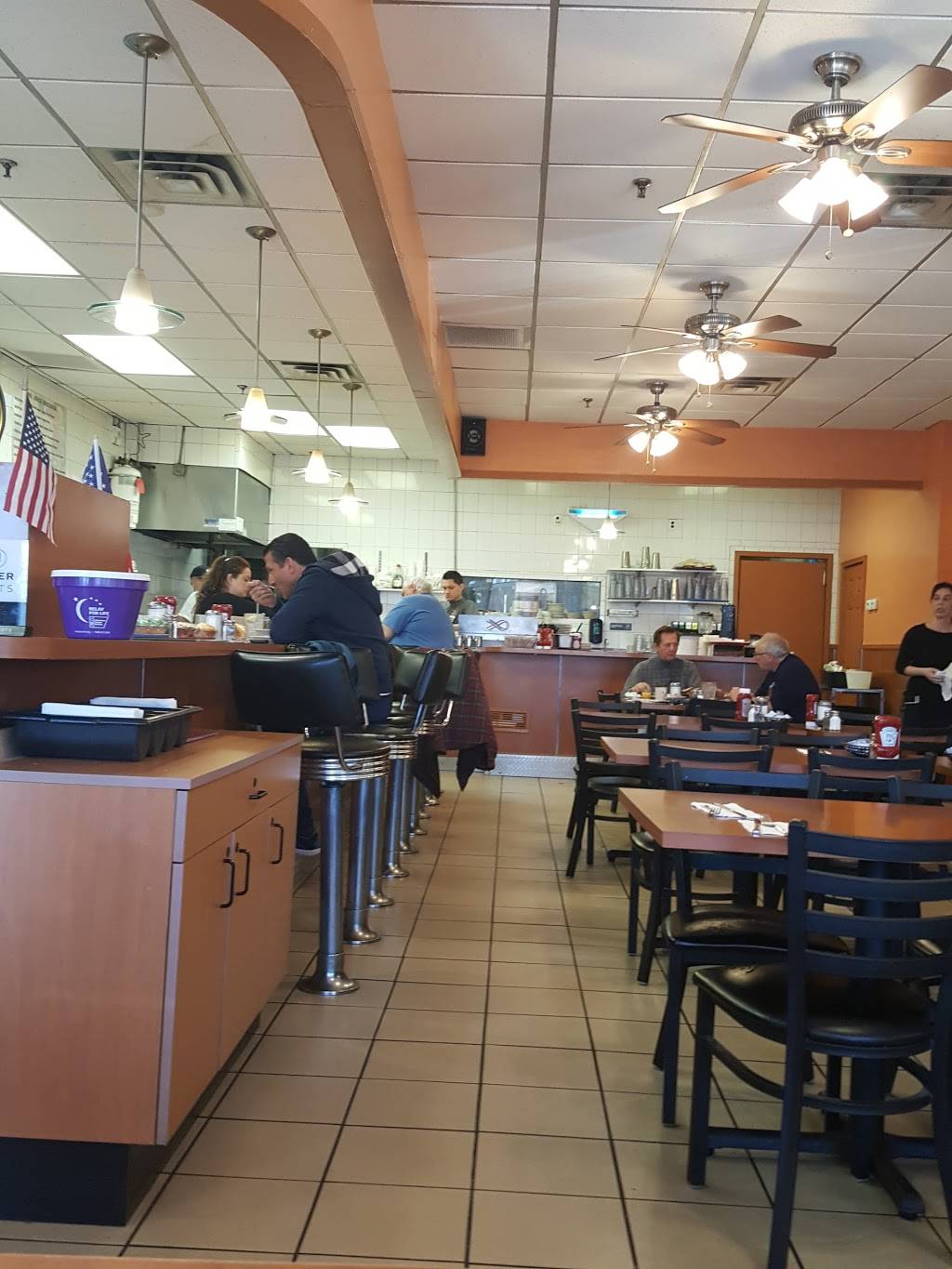 7 Stars Restaurant | cafe | 132-9 14th Ave, College Point, NY 11356, USA | 7187476898 OR +1 718-747-6898