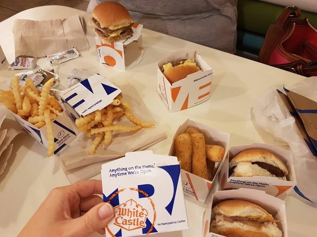 White Castle | restaurant | 2350 Greene Way, Louisville, KY 40220, USA | 5024913114 OR +1 502-491-3114