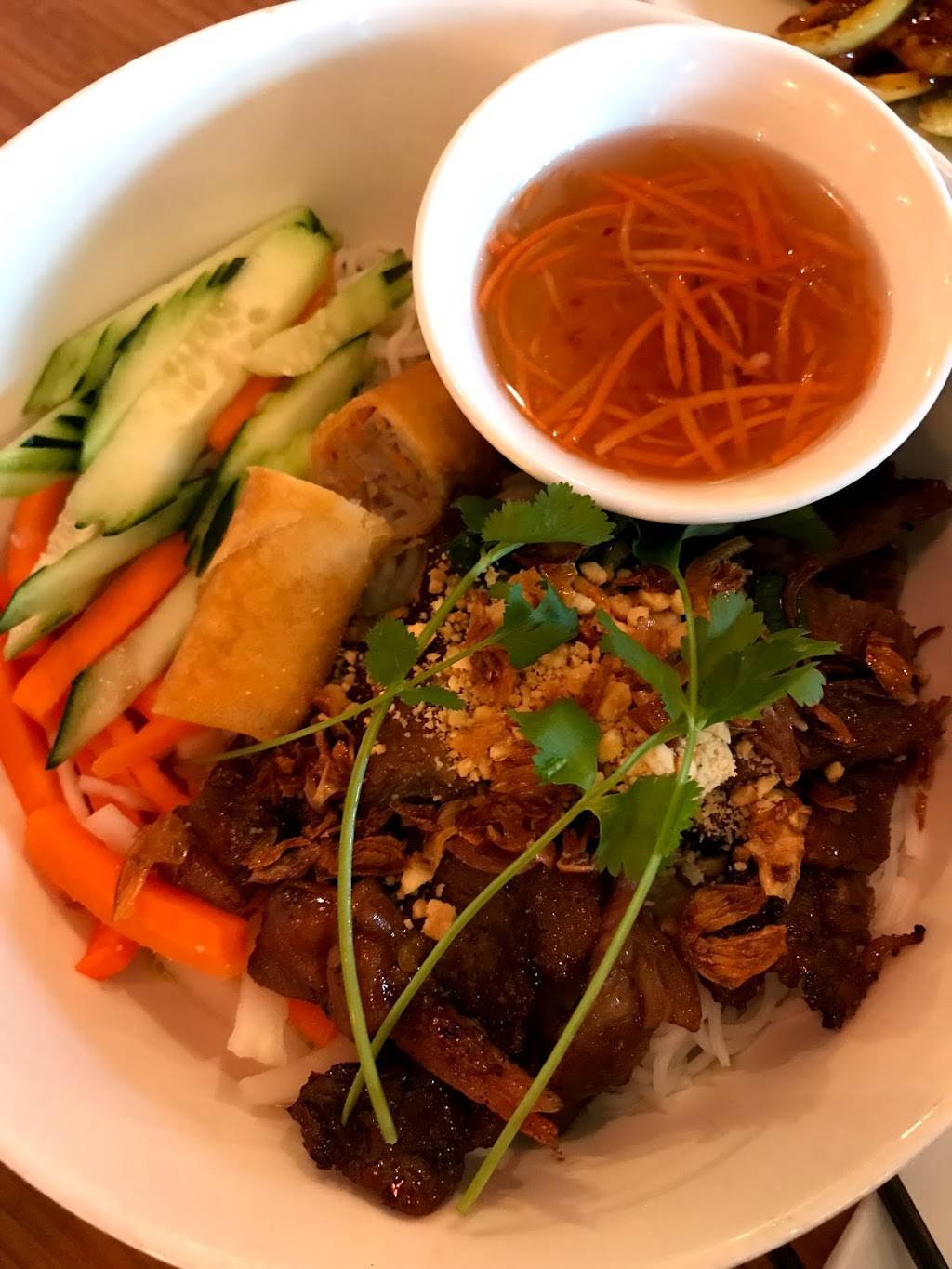 Saigon Bowl | restaurant | 19300 NW Cornell Rd, Hillsboro, OR 97124, USA | 5037475882 OR +1 503-747-5882