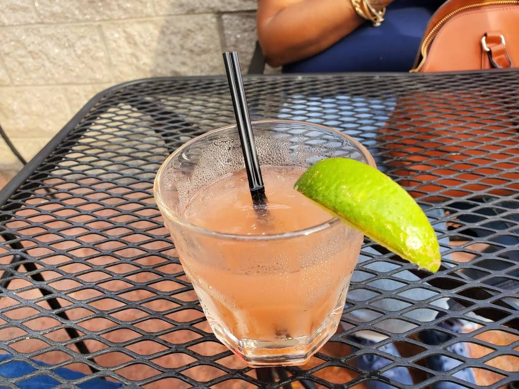 Station 2 | restaurant | 2016 E Main St, Richmond, VA 23223, USA | 8042494702 OR +1 804-249-4702