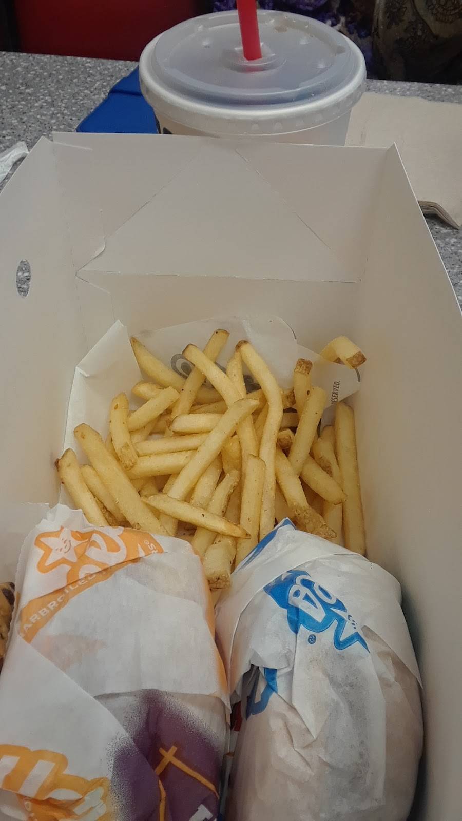 Hardees | restaurant | 1700 Wabash Ave, Springfield, IL 62704, USA | 2175468244 OR +1 217-546-8244