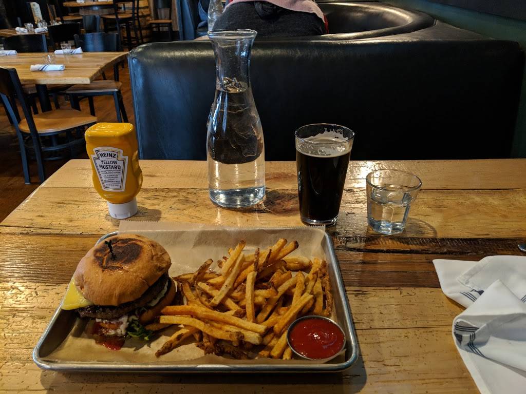 Knotty Pine Brewing | restaurant | 1765 W 3rd Ave, Columbus, OH 43212, USA | 6148171515 OR +1 614-817-1515