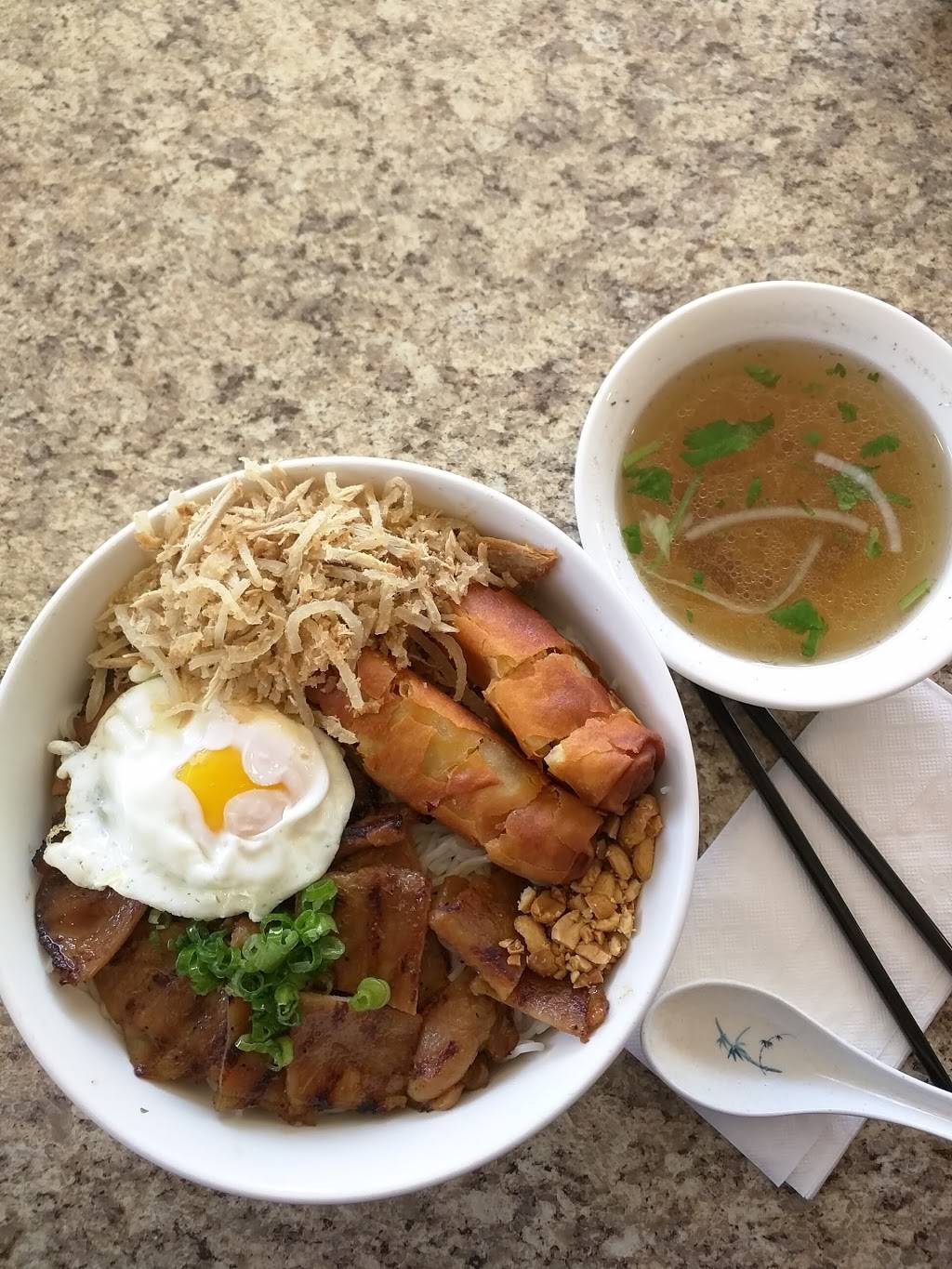 Pho Dan | restaurant | 2711 La Frontera Blvd, Round Rock, TX 78681, USA | 5125273699 OR +1 512-527-3699