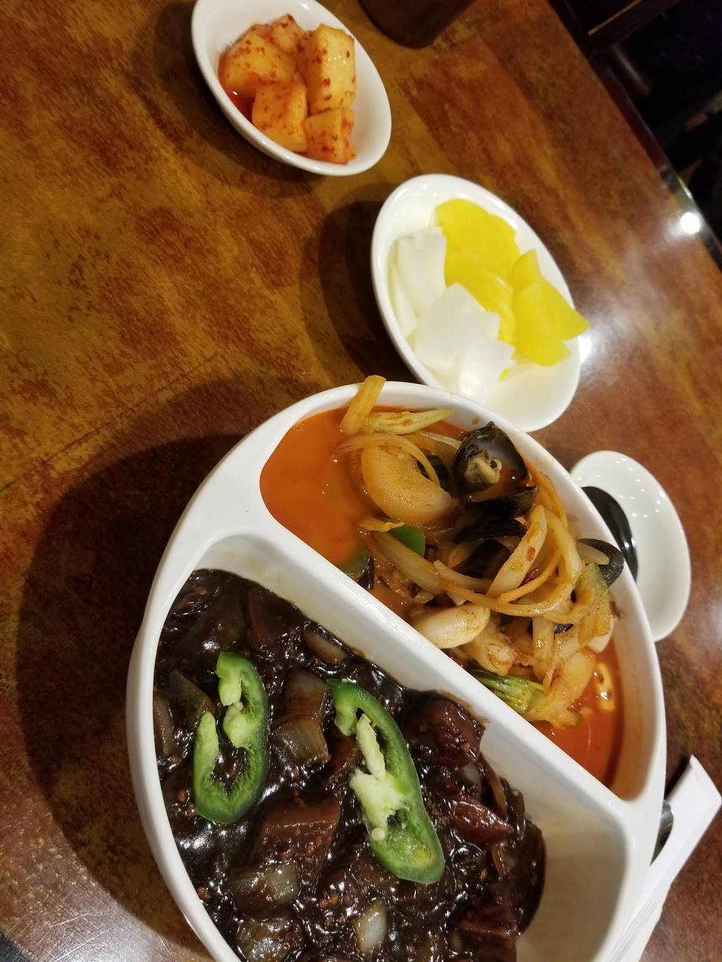 Chinese House | restaurant | 14908 41st Ave, Flushing, NY 11355, USA | 7183580468 OR +1 718-358-0468