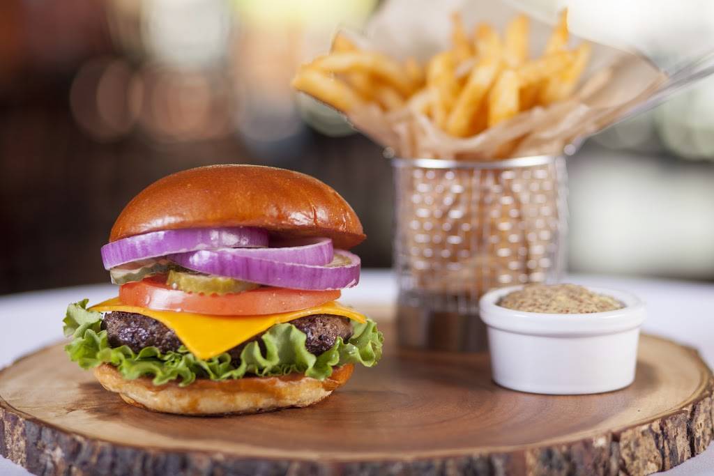 WaterWorks Bar & Grill | restaurant | 111 W Fortune St, Tampa, FL 33602, USA | 8132231351 OR +1 813-223-1351