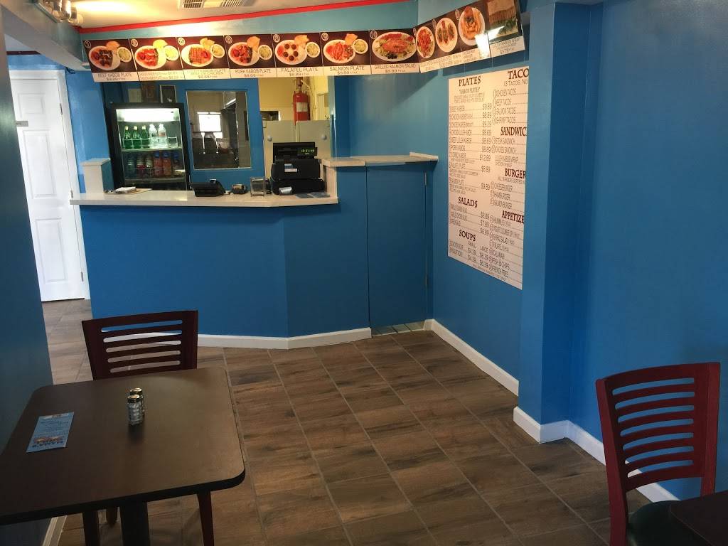 Mama’s Grill | restaurant | 7518 Foothill Blvd, Tujunga, CA 91042, USA | 8183526677 OR +1 818-352-6677