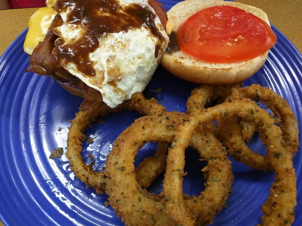 St Joe Café | restaurant | 3700 US-43, St Joseph, TN 38481, USA | 9318452233 OR +1 931-845-2233