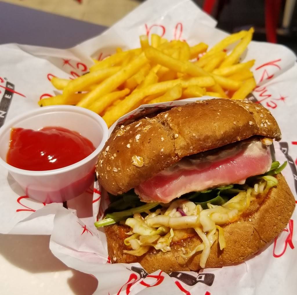 Rubys Shake Shop NOHO | restaurant | 5072 Lankershim Blvd, North Hollywood, CA 91601, USA | 8187472070 OR +1 818-747-2070