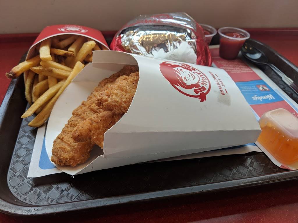 Wendys | restaurant | 15 Daves Way, Hamburg, PA 19526, USA | 6105624044 OR +1 610-562-4044