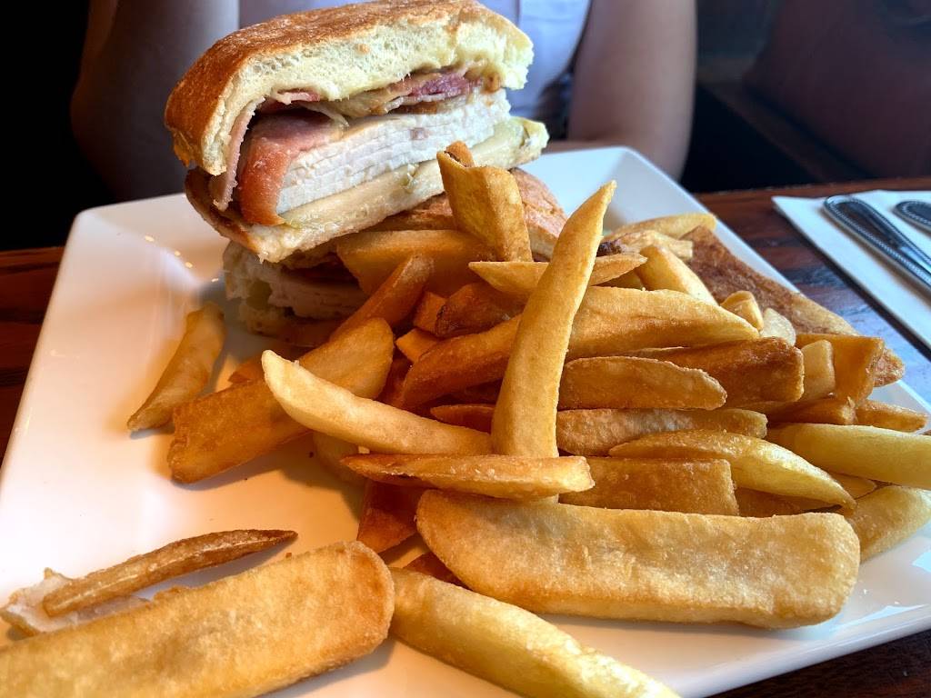 The Grog Restaurant | restaurant | 13 Middle St, Newburyport, MA 01950, USA | 9784658008 OR +1 978-465-8008