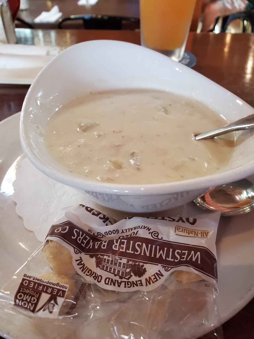 The Rose and Crown | night club | 23 S Water St, Nantucket, MA 02554, USA | 5082282595 OR +1 508-228-2595