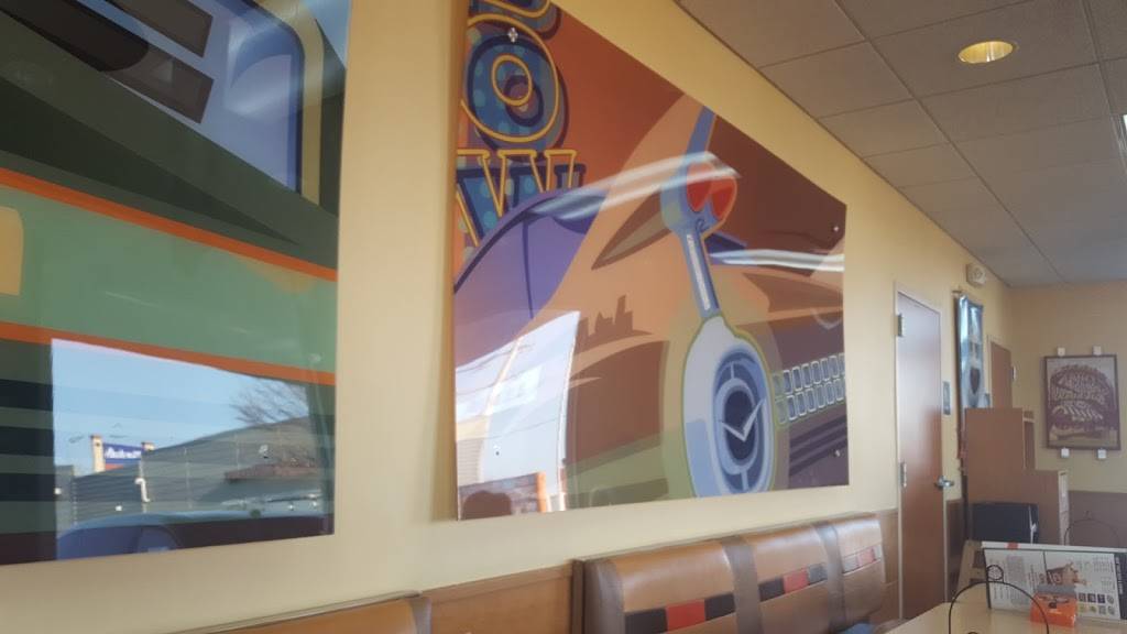 A&W Restaurant | restaurant | 3801 E Calumet St, Appleton, WI 54915, USA | 9209939999 OR +1 920-993-9999