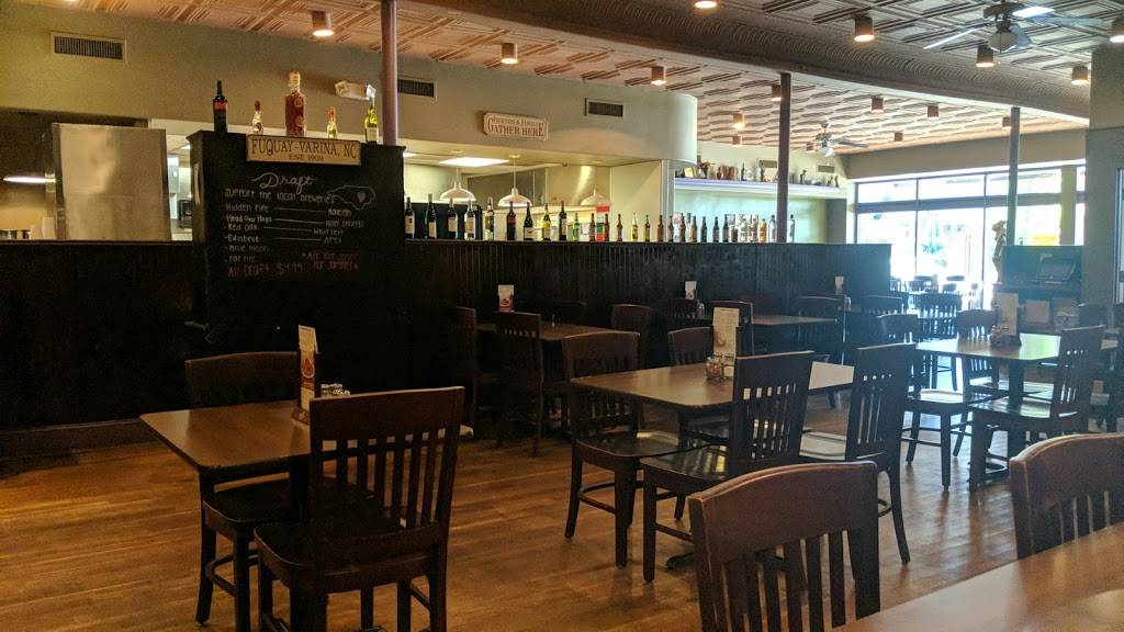 Annas Pizzeria | restaurant | 138 S Main St, Fuquay-Varina, NC 27526, USA | 9192852497 OR +1 919-285-2497