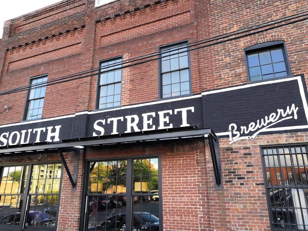 South Street Brewery | restaurant | 106 South Street West, Charlottesville, VA 22902, USA | 4342936550 OR +1 434-293-6550