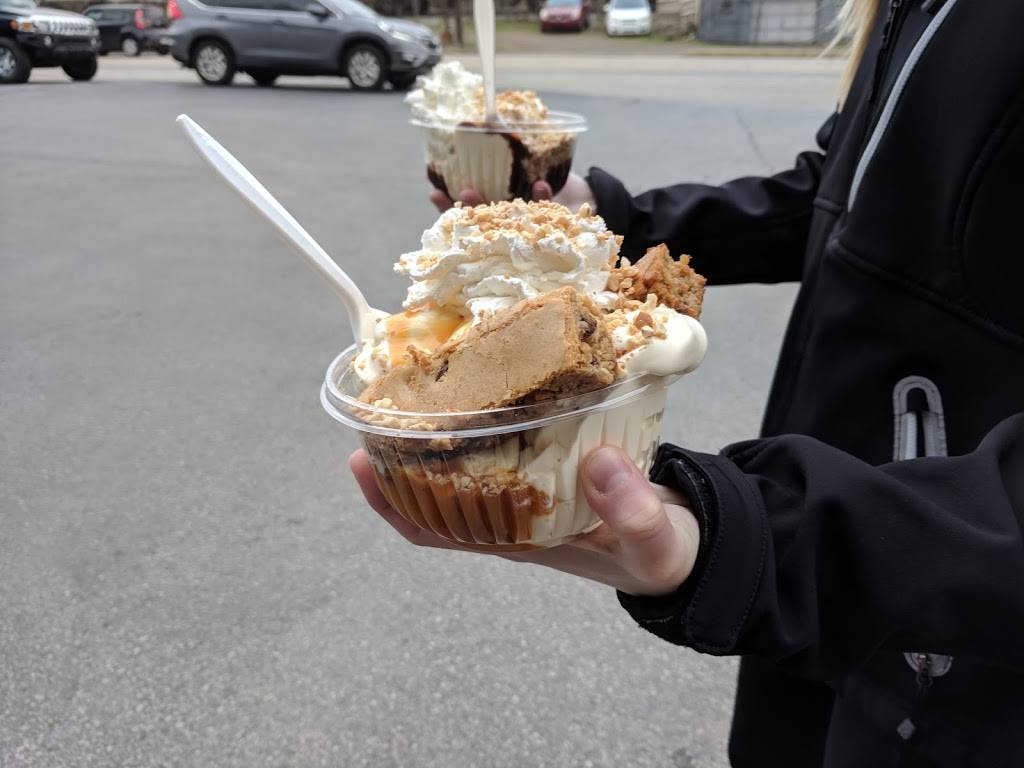 Page Dairy Mart | restaurant | 4112 E Carson St, Pittsburgh, PA 15210, USA | 4124310600 OR +1 412-431-0600