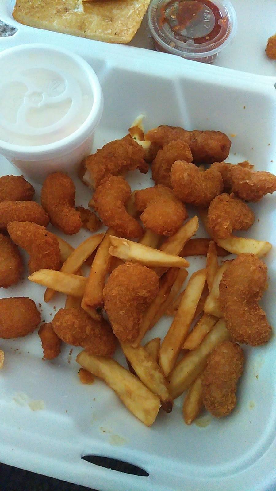 The Patio | restaurant | 7206 E Washington St, Indianapolis, IN 46219, USA | 3173518790 OR +1 317-351-8790