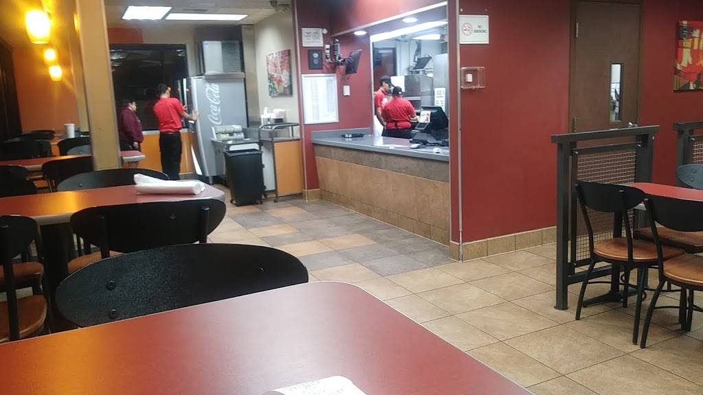 Jack in the Box | restaurant | 108 N Garfield Ave, Montebello, CA 90640, USA | 3237243764 OR +1 323-724-3764