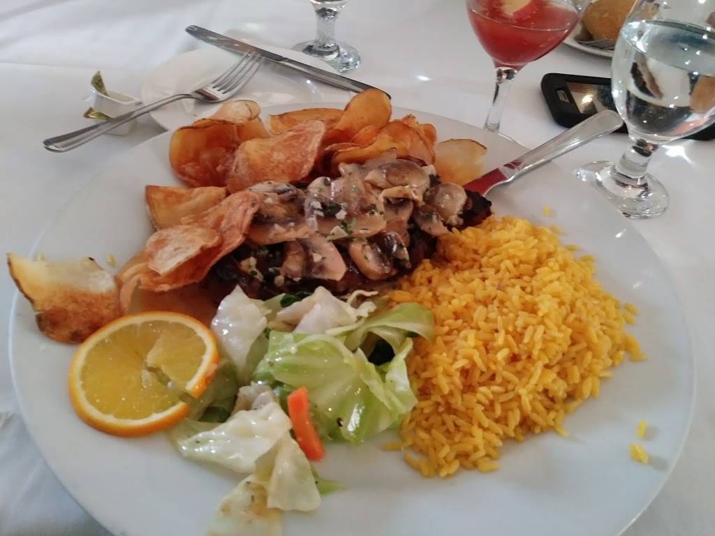 Oliveiras da Serra | restaurant | 1241 Roosevelt Ave, Carteret, NJ 07008, USA | 7325410003 OR +1 732-541-0003