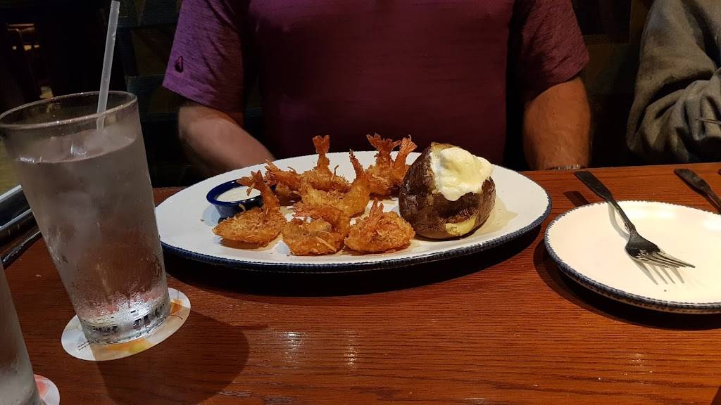 Red Lobster | restaurant | 4010 W Vine St, Kissimmee, FL 34741, USA | 4078463513 OR +1 407-846-3513