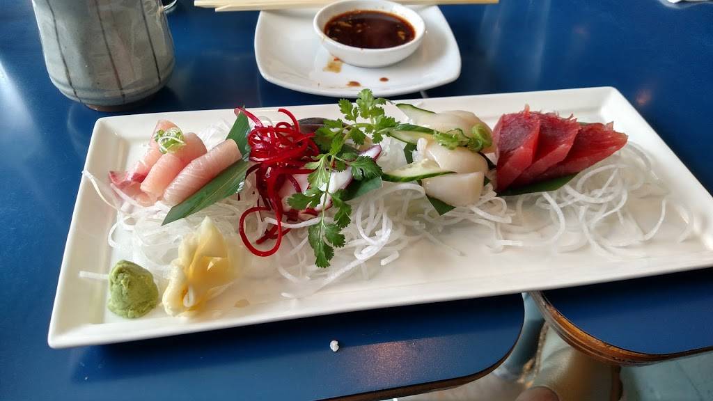 Omi Sushi | restaurant | 210 M. A. C. Ave, East Lansing, MI 48823, USA | 5173372222 OR +1 517-337-2222