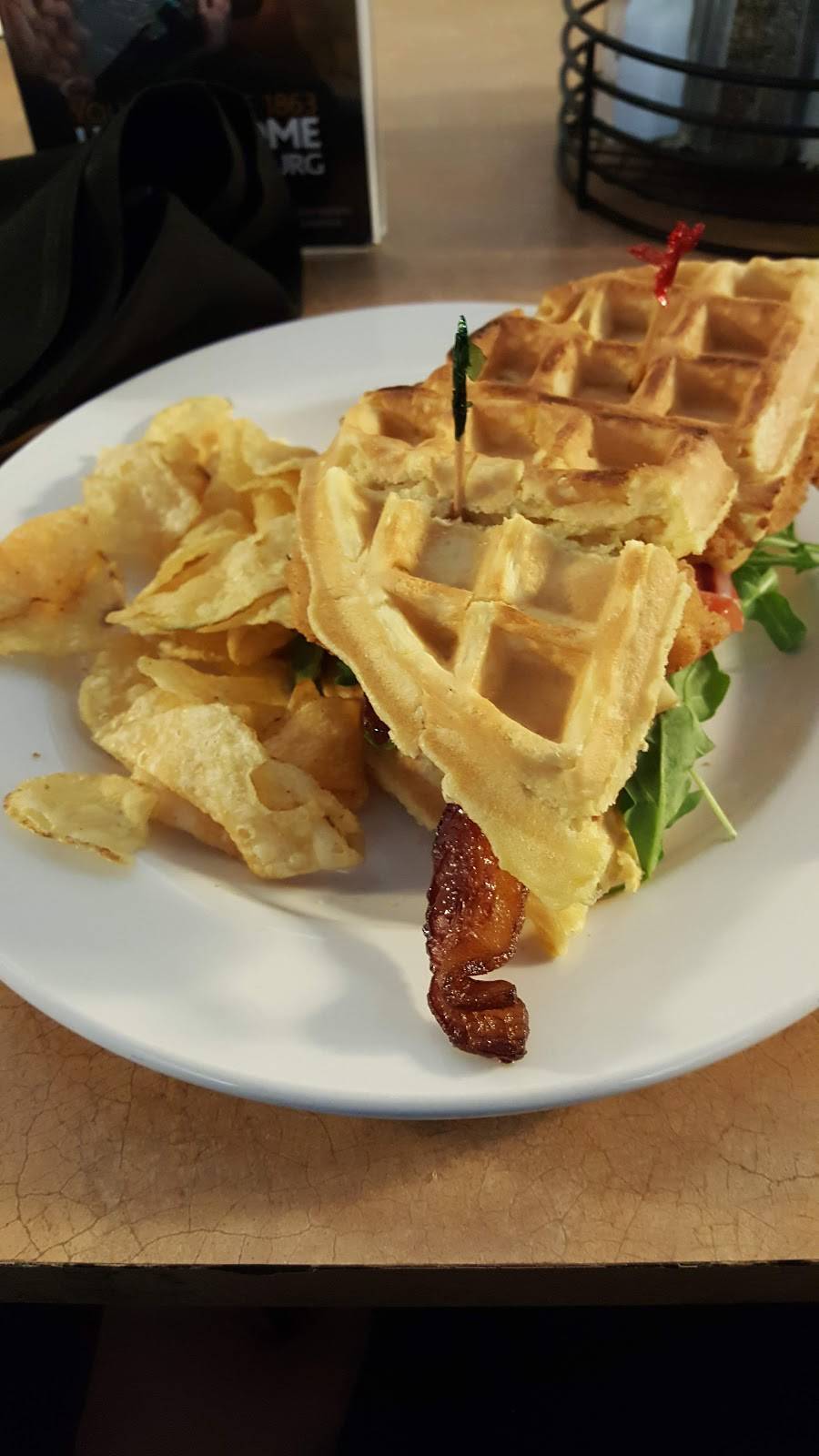 Star Dust Terrace Café | cafe | 450 W Ohio St, Indianapolis, IN 46202, USA | 3172340095 OR +1 317-234-0095