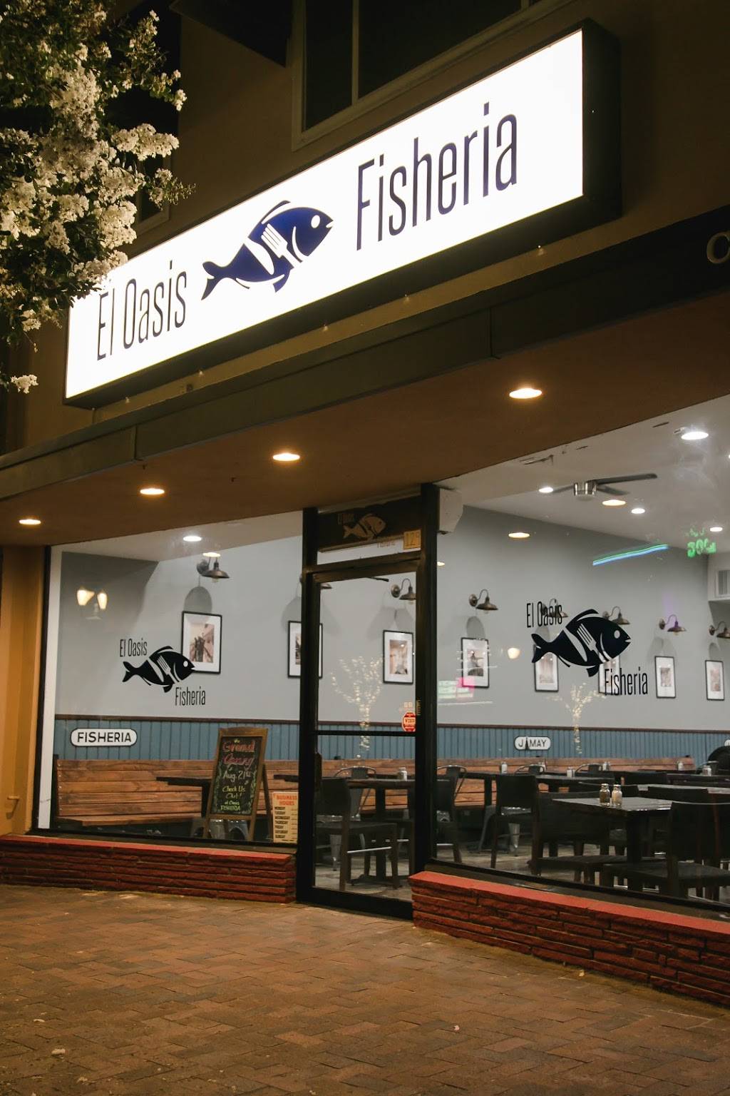 El Oasis Fisheria | restaurant | 129 N Citrus Ave, Covina, CA 91723, USA | 6263647224 OR +1 626-364-7224