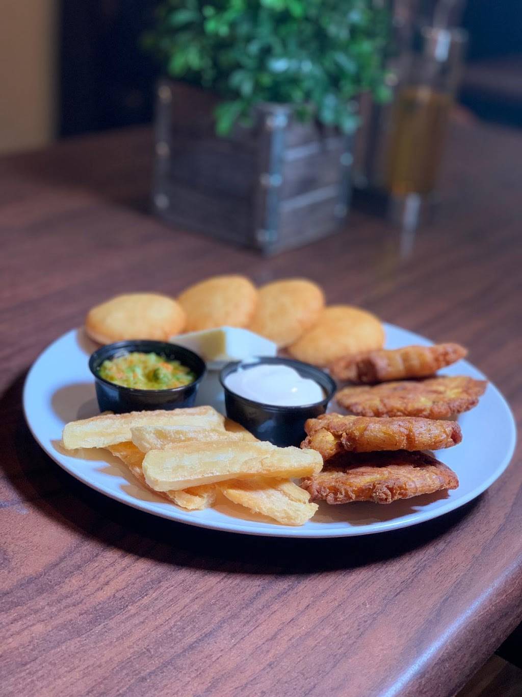 Rancho Palmira | restaurant | 12891 SW 42nd St, Miami, FL 33175, USA | 7867811069 OR +1 786-781-1069