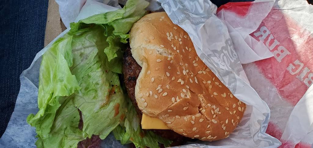 Carls Jr. | restaurant | 57222 Twentynine Palms Highway, Yucca Valley, CA 92284, USA | 7603651437 OR +1 760-365-1437