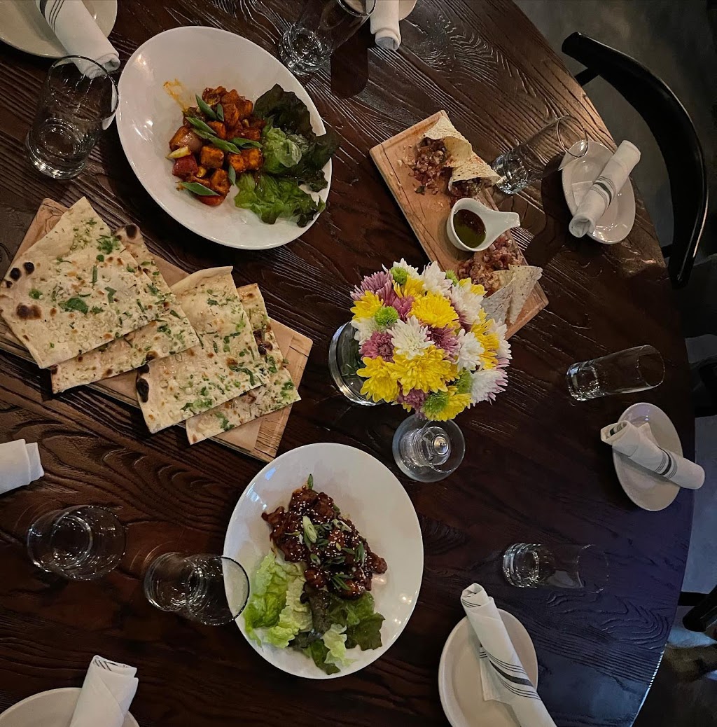 Bombay Central Food Wine & Cocktails | restaurant | 7373 Honeysuckle Suite 140, Temple, TX 76502, USA | 2549352060 OR +1 254-935-2060