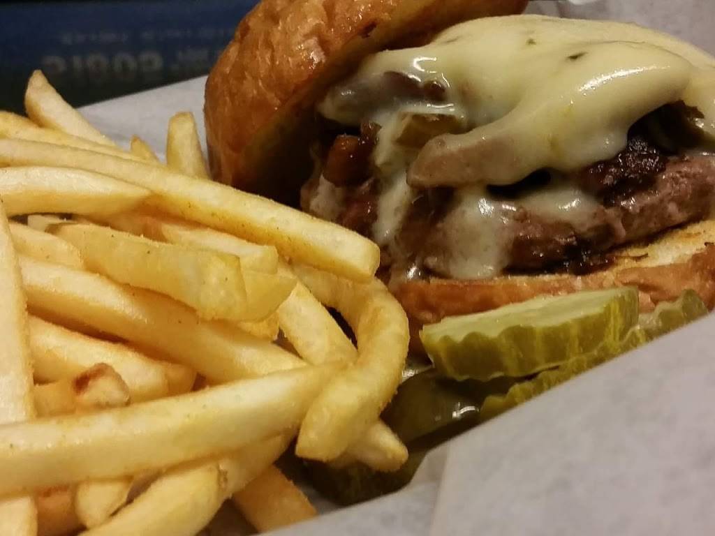 Ott Haus Pub & Grill | restaurant | 406 2nd St, New Glarus, WI 53574, USA | 6085272218 OR +1 608-527-2218