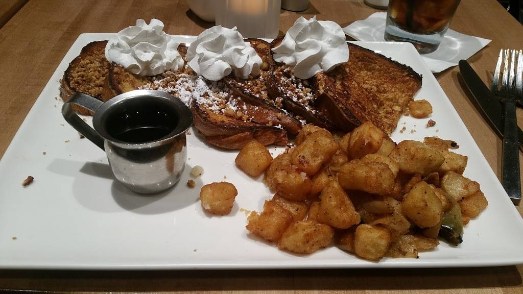 Walnut Grill Sunset Hills | restaurant | 10797 Sunset Hills Plaza, St. Louis, MO 63127, USA | 3148589392 OR +1 314-858-9392