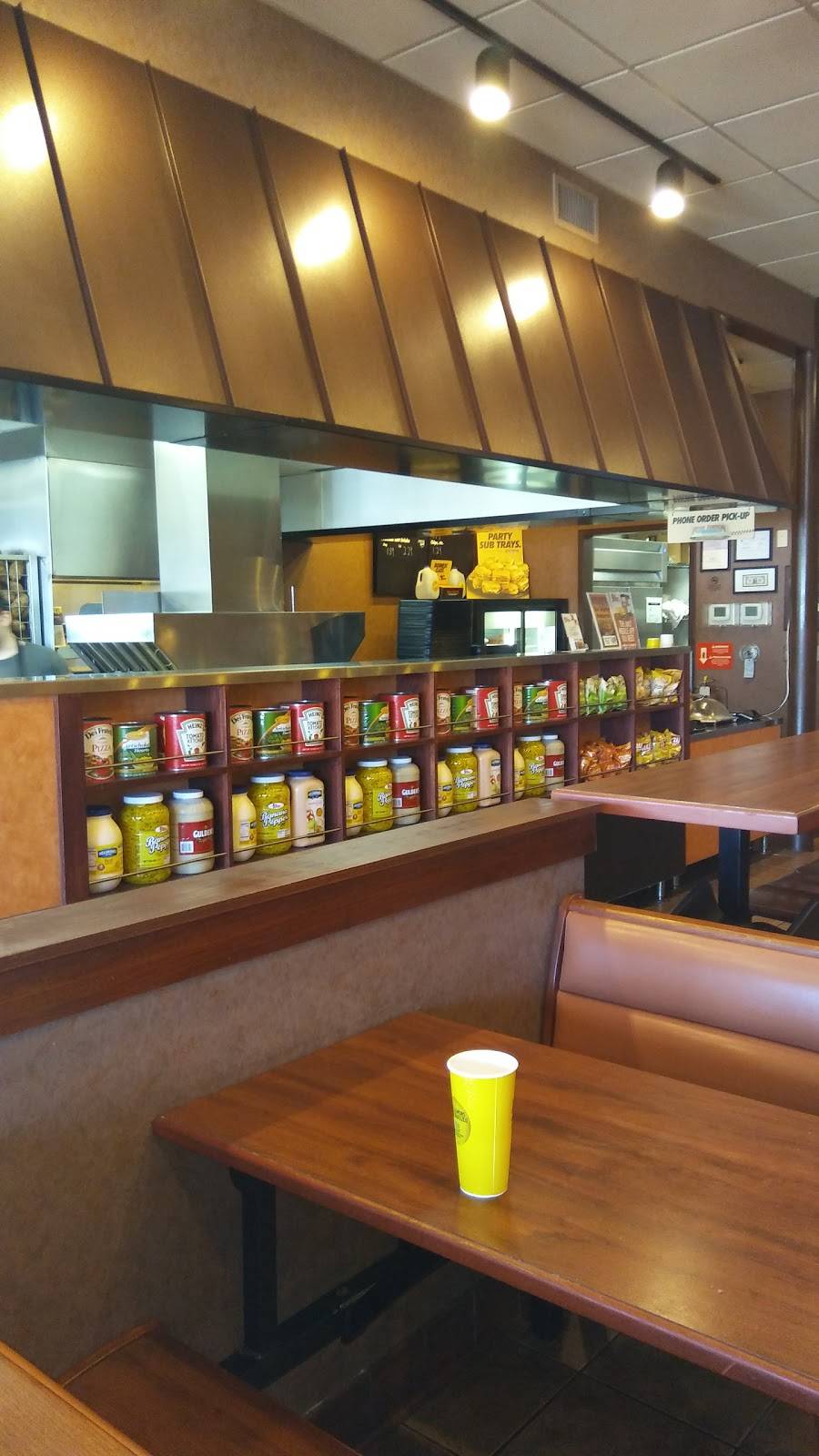 Penn Station East Coast Subs | meal takeaway | 2202 S Bend Ave, South Bend, IN 46635, USA | 5748552432 OR +1 574-855-2432