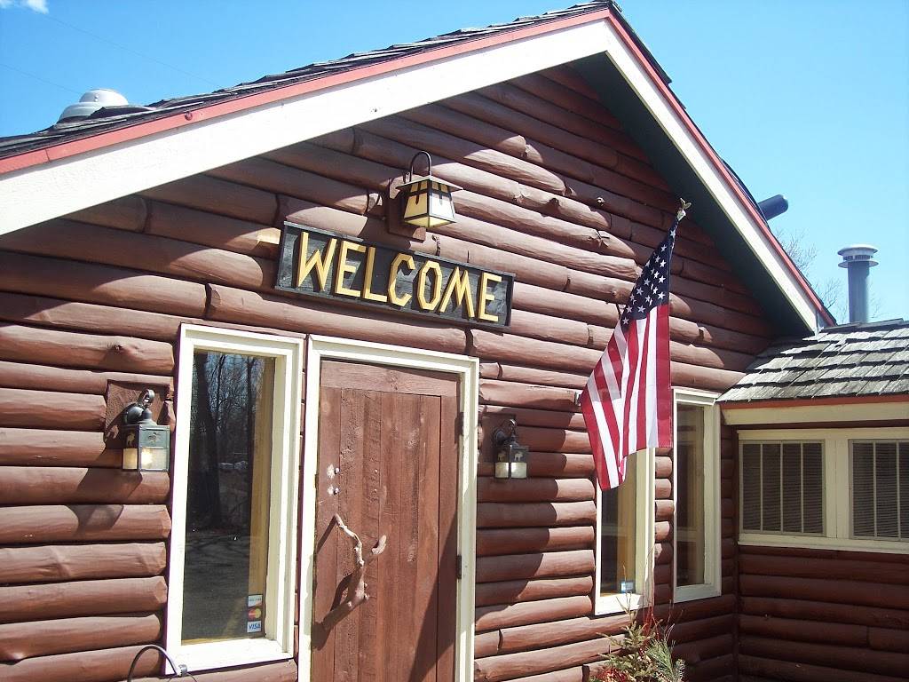 Seasons Tavern | restaurant | 501 6th St N, Hudson, WI 54016, USA | 7153868488 OR +1 715-386-8488