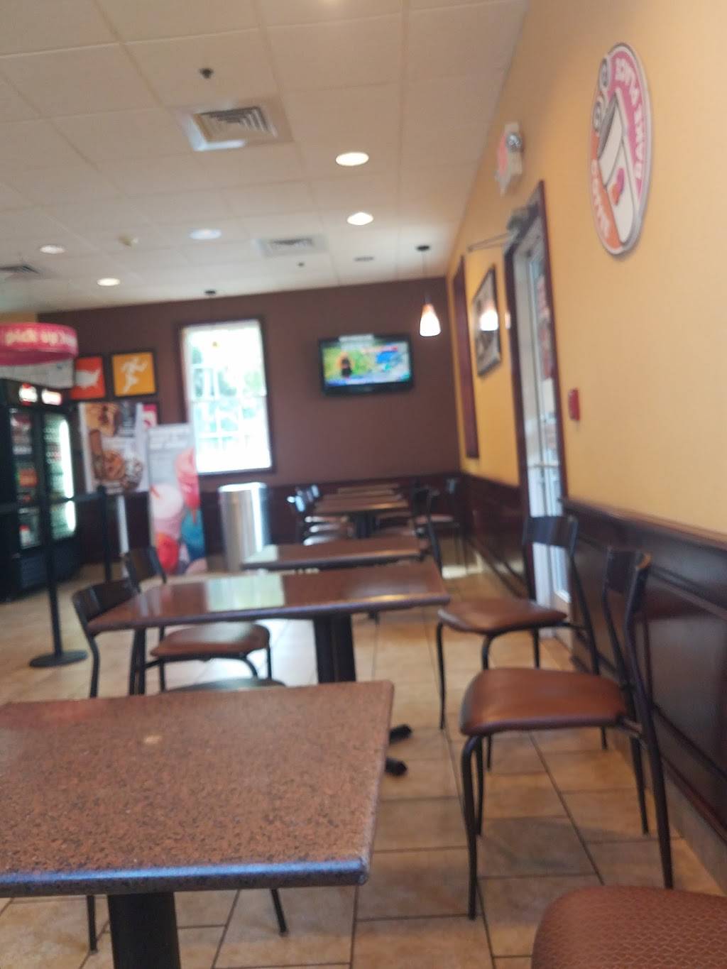 Dunkin | bakery | 518 Salem St, Wakefield, MA 01880, USA | 7812462846 OR +1 781-246-2846