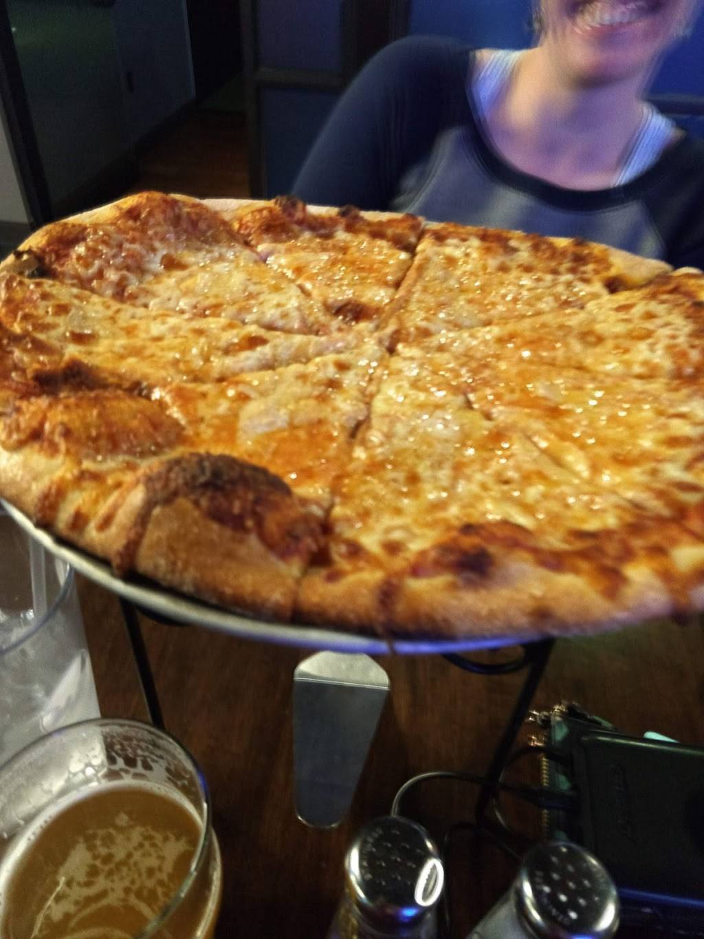 19th Golf and Grill | restaurant | 350 E Main St, Milford, MA 01757, USA | 5083813027 OR +1 508-381-3027