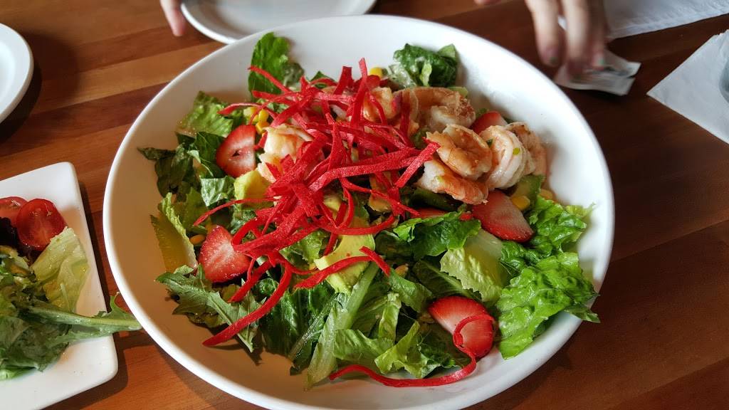 Fish Daddys Grill House | restaurant | 2643, 1611 University Dr E, College Station, TX 77840, USA | 9792601611 OR +1 979-260-1611