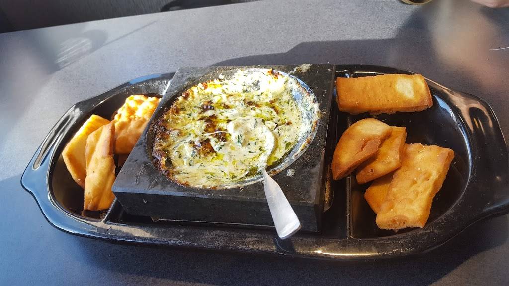 Black Rock Bar & Grill | restaurant | 41601 Ford Rd, Canton, MI 48187, USA | 7349277800 OR +1 734-927-7800