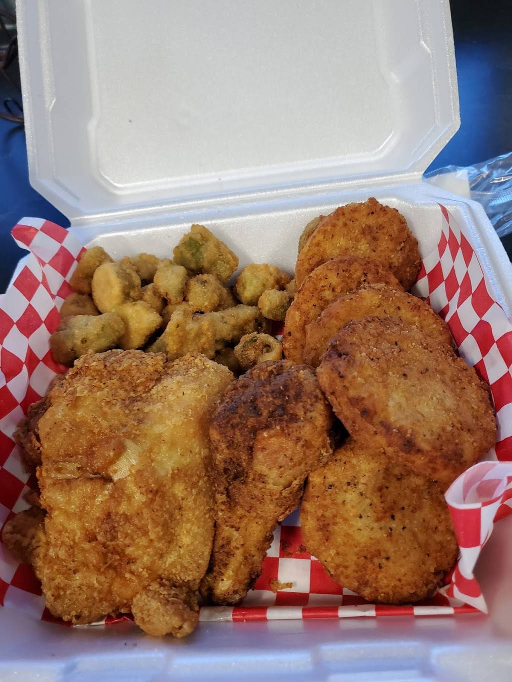 Southern Eats | restaurant | 705 N Pearl St, Paola, KS 66071, USA | 9135947067 OR +1 913-594-7067