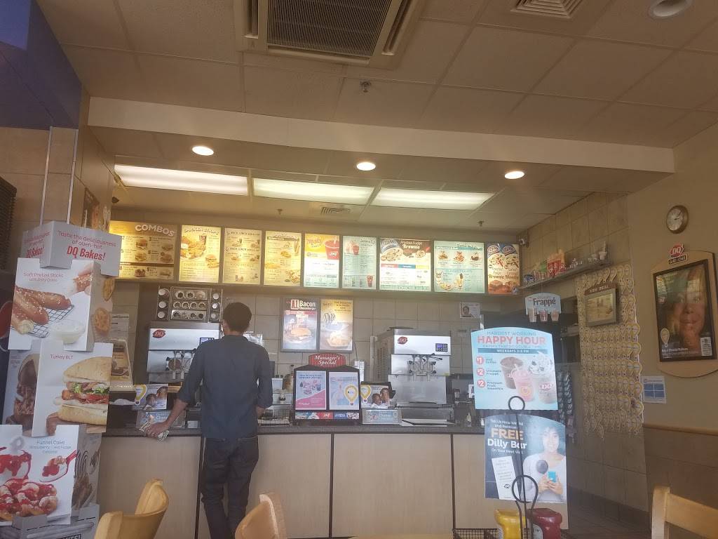 Dairy Queen Grill & Chill | restaurant | 17440 W Bluemound Rd, Brookfield, WI 53045, USA | 2627899101 OR +1 262-789-9101