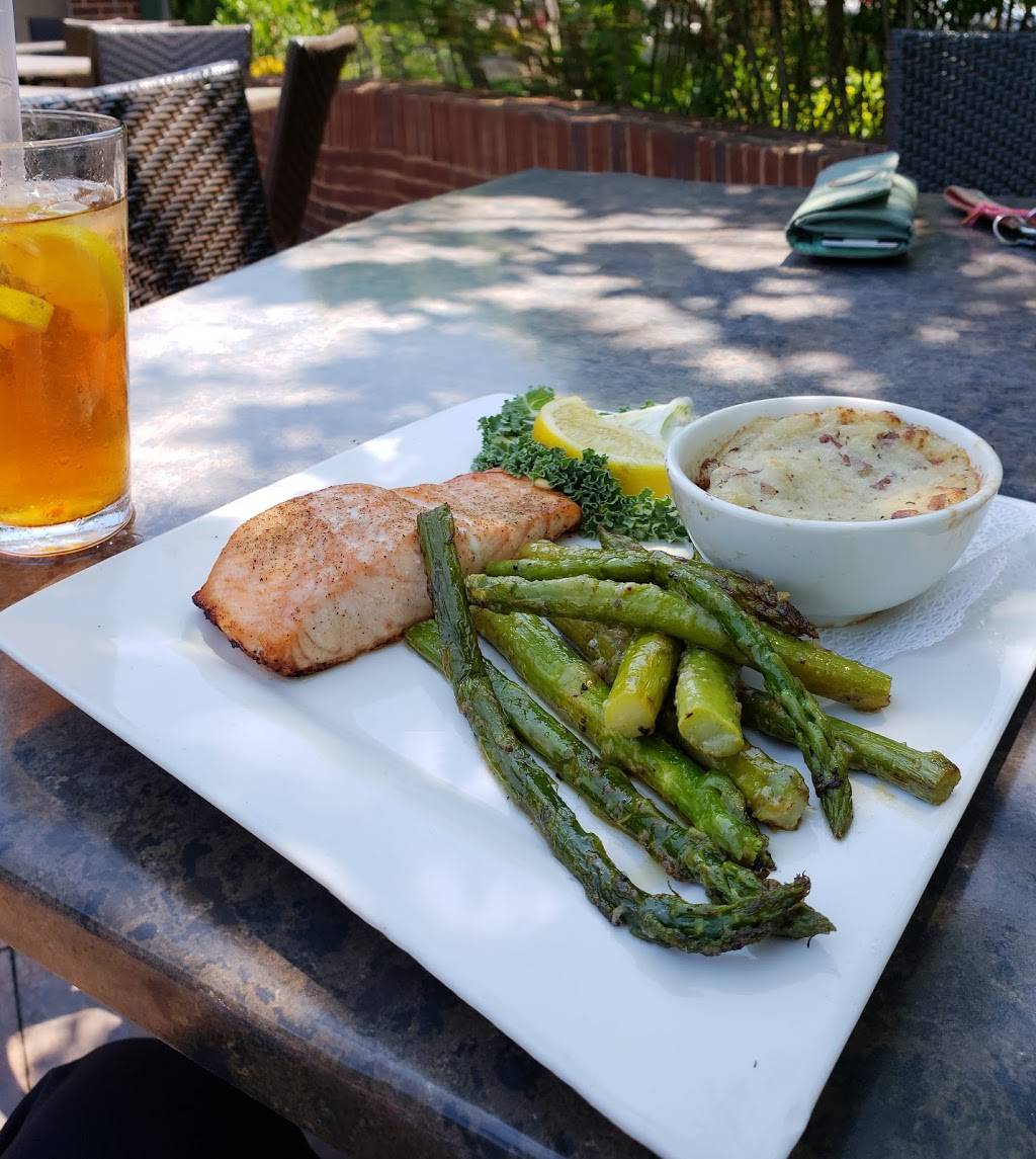 Charleys Restaurant and Catering | restaurant | 707 Graves Mill Rd, Lynchburg, VA 24502, USA | 4342375988 OR +1 434-237-5988