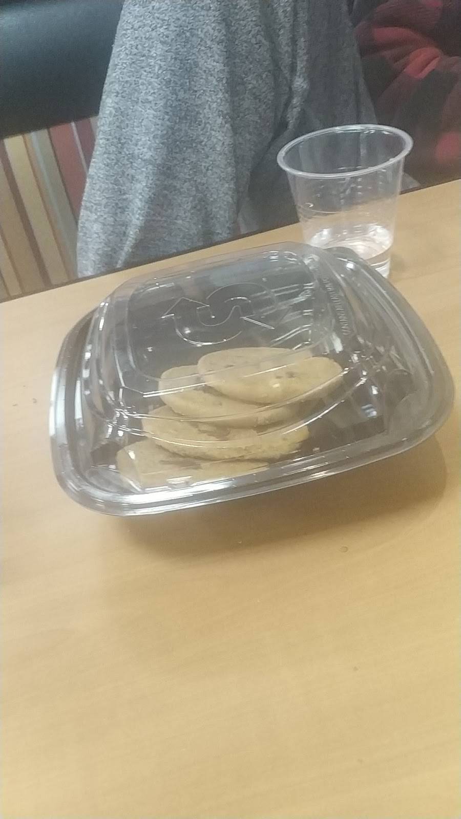 Subway | restaurant | 4 Chemin de Fairfax, Stanstead, QC J0B 3E0, Canada | 8198762110 OR +1 819-876-2110