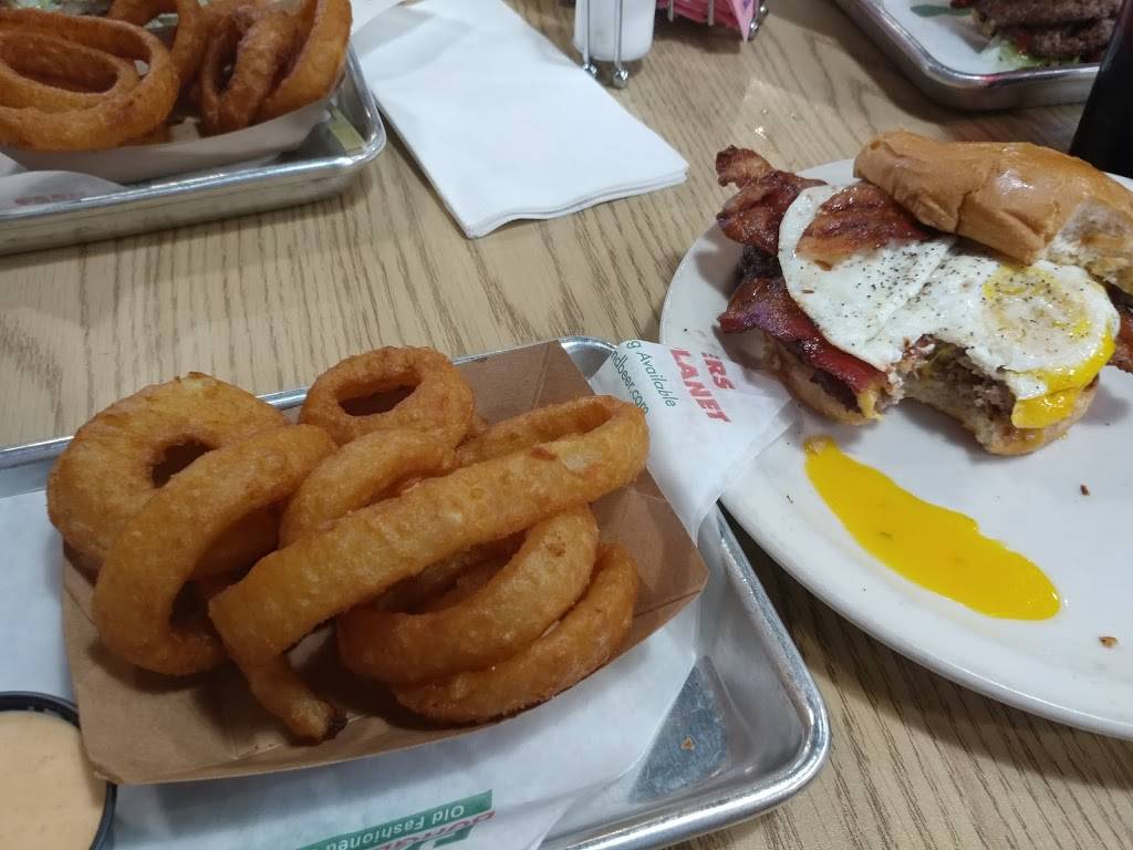 Jakes Burgers and Beer | restaurant | 515 Main St, Fort Worth, TX 76102, USA | 8173325253 OR +1 817-332-5253