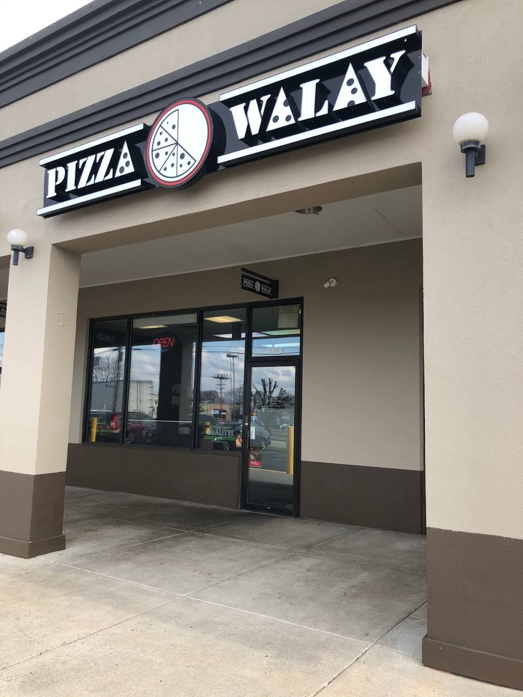 Pizza Walay | restaurant | 5505 Leesburg Pike, Falls Church, VA 22041, USA | 7033104088 OR +1 703-310-4088