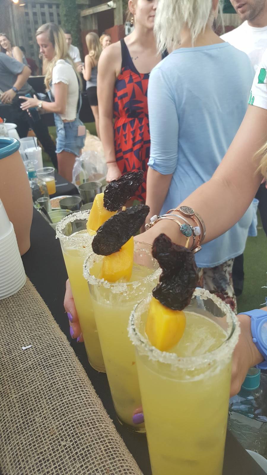 Jakes | restaurant | 2112 Devine St, Columbia, SC 29205, USA | 8037084788 OR +1 803-708-4788