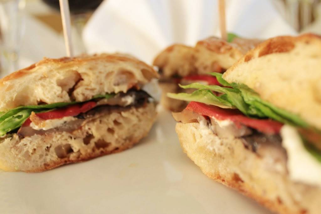 Guardados Restaurant | restaurant | 4918 Del Ray Ave, Bethesda, MD 20814, USA | 3019864920 OR +1 301-986-4920