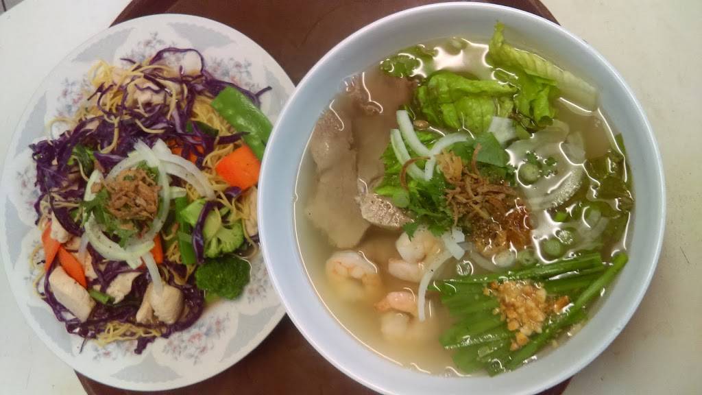 Phở Viet Nam | restaurant | 3636 Upton Ave, Toledo, OH 43613, USA | 4197202952 OR +1 419-720-2952